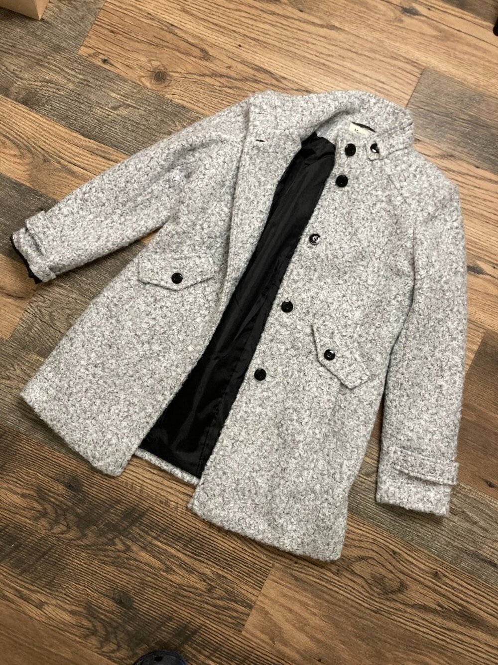 Maralyn & Me Women’s XL Gray Boucle Coat Button Front High Collar Lined